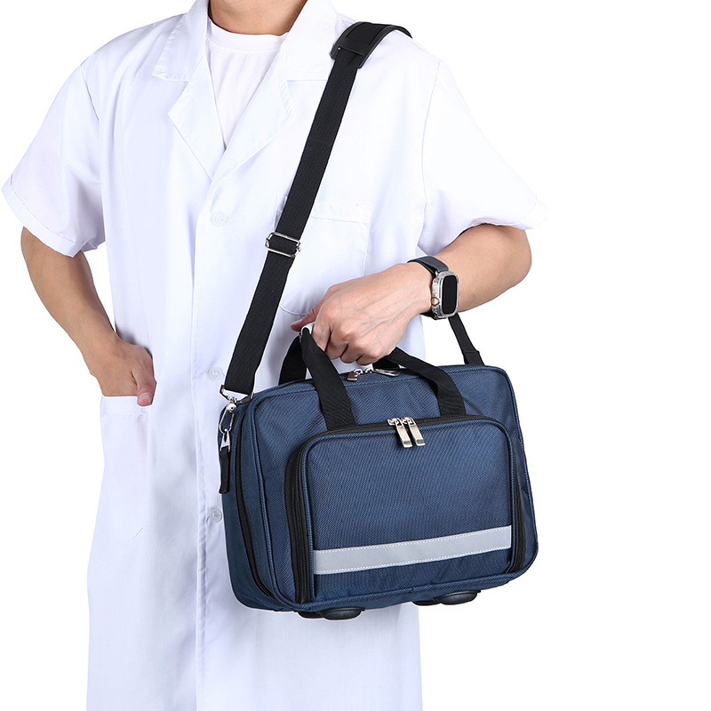 ชุดปฐมพยาบาลกลางแจ้งความจุขนาด - First Aid Bag Kit บทวิจารณ์และราคา